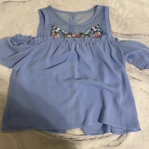 Blue lace shirt with flowers